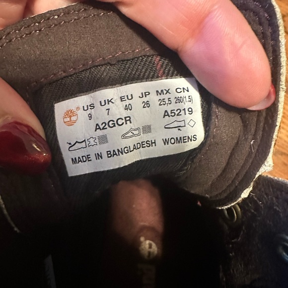 Timberland Leopard Print Boots - Picture 3 of 3